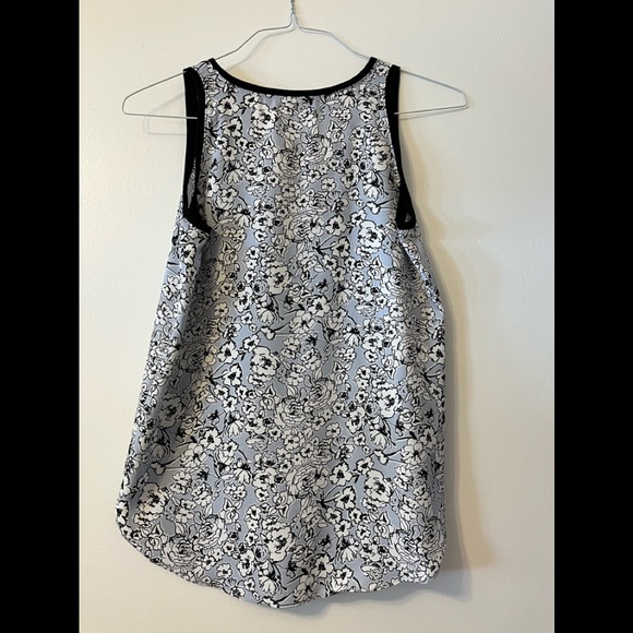 Loft top XS  NWT - Picture 2 of 5